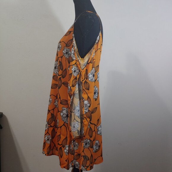 WET Swimwear Mia Cut Out Tunic Beach Coverup - Picture 6 of 10